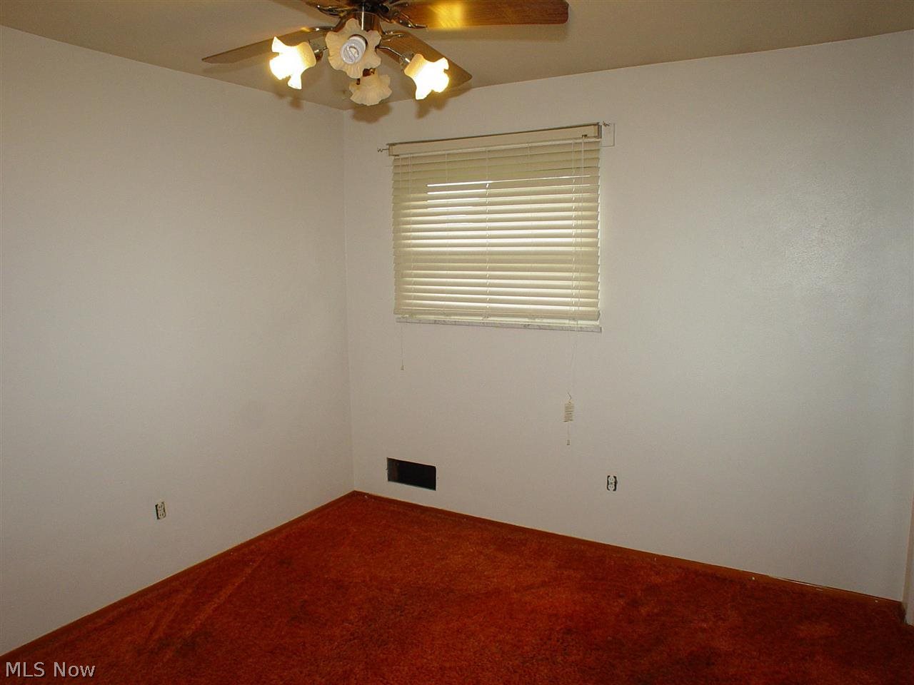112 National Road Weirton, WV 26062 - Photo 6 of 9