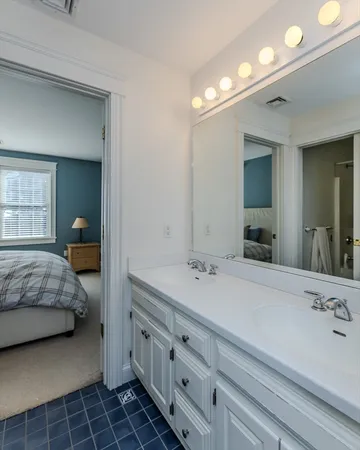 $1,195,000 | 27 Summerfield Road, Amherst, MA 01002