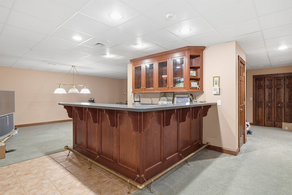 27 Summerfield Road Amherst, MA 01002 - Photo 35 of 42