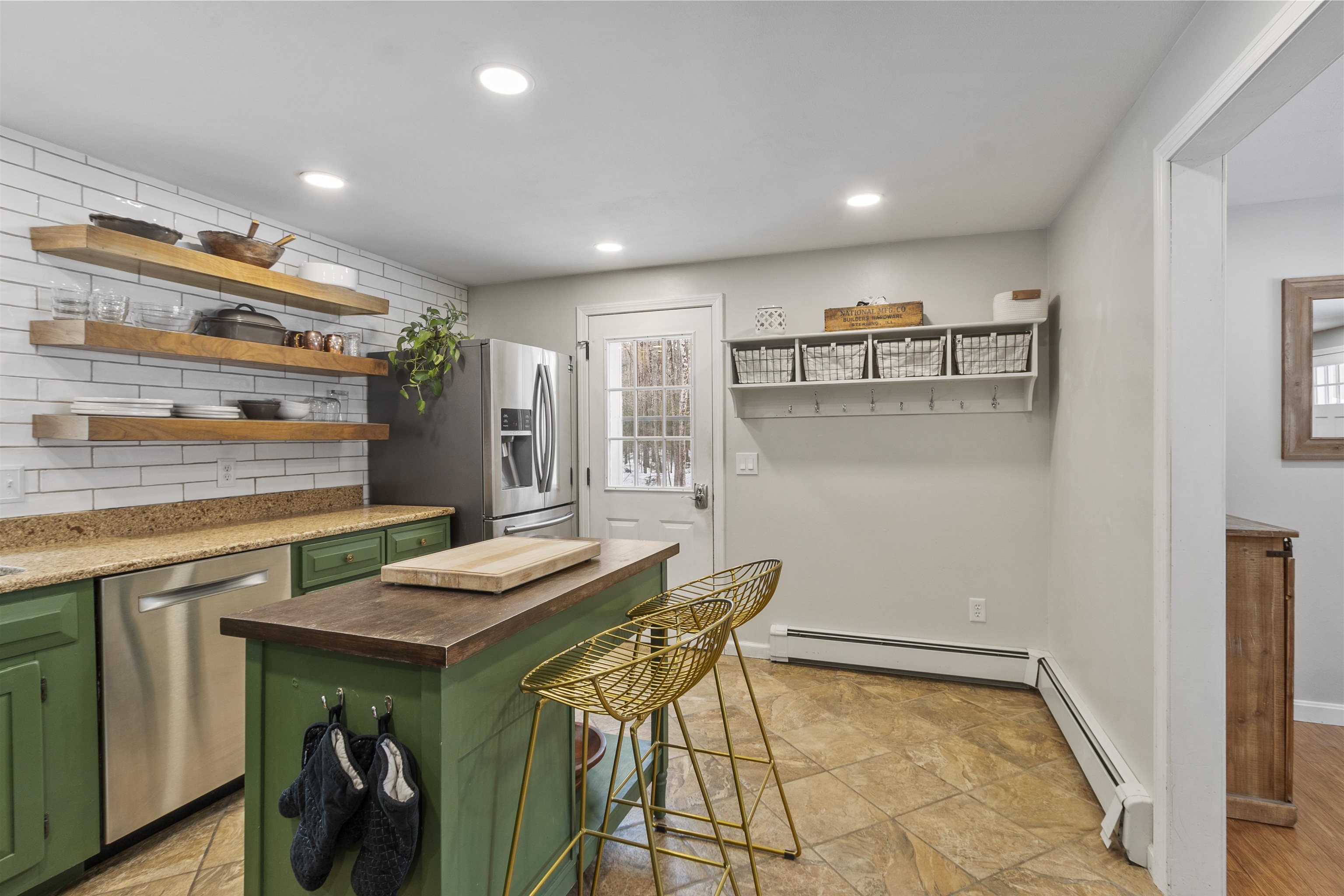 16 Dogtown Road Exeter, NH 03833 - Photo 19 of 40