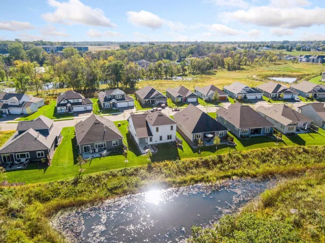 $3,600 | 20076 80th Avenue, Hamel, MN 55340