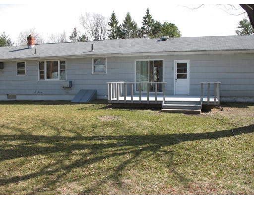 105 Bemis Road Holyoke, MA 01040 - Photo 5 of 18