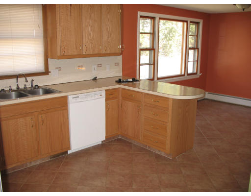 105 Bemis Road Holyoke, MA 01040 - Photo 7 of 18