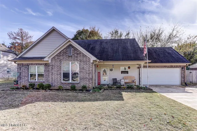 $275,000 | 61 Katie Lane, Byhalia, MS 38611