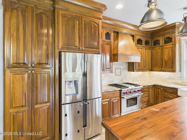$799,000 | 310 Eastpark Street, Ridgeland, MS 39157