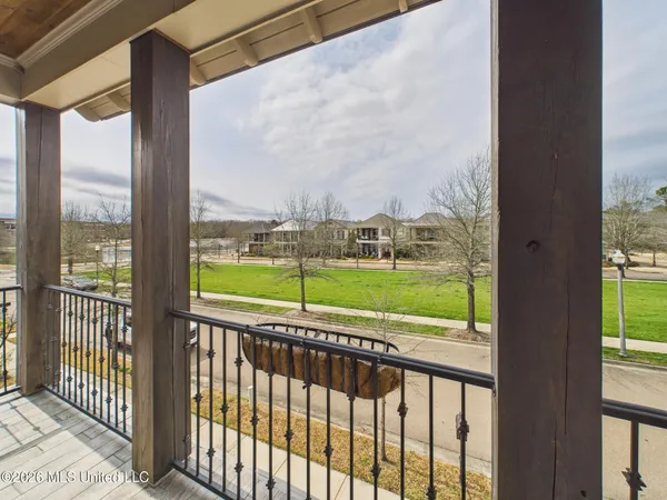 $799,000 | 310 Eastpark Street, Ridgeland, MS 39157