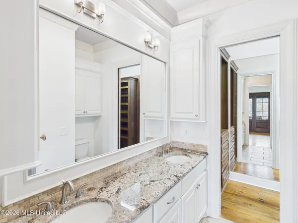 $799,000 | 310 Eastpark Street, Ridgeland, MS 39157