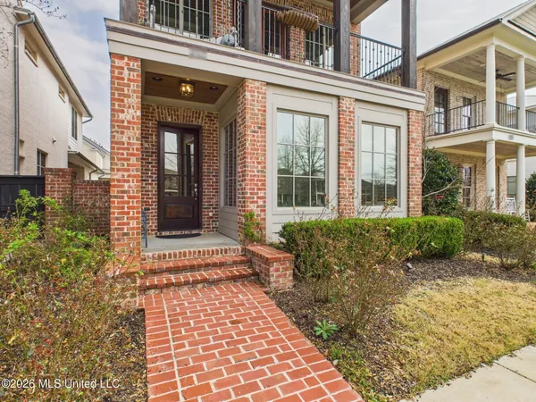 $799,000 | 310 Eastpark Street, Ridgeland, MS 39157