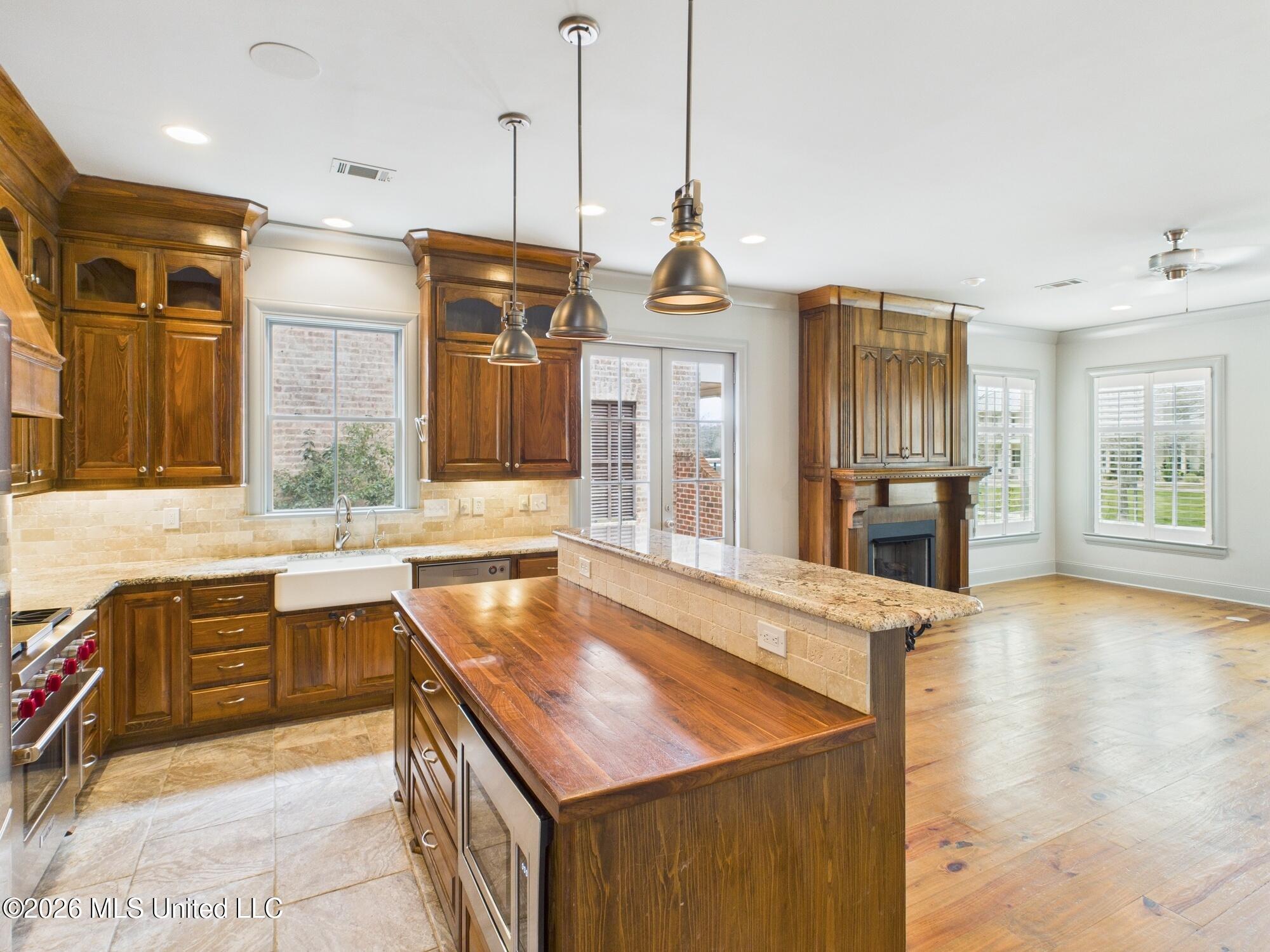 310 Eastpark Street Ridgeland, MS 39157 - Photo 10 of 47 CAM02761G0-PR0047-STILL011