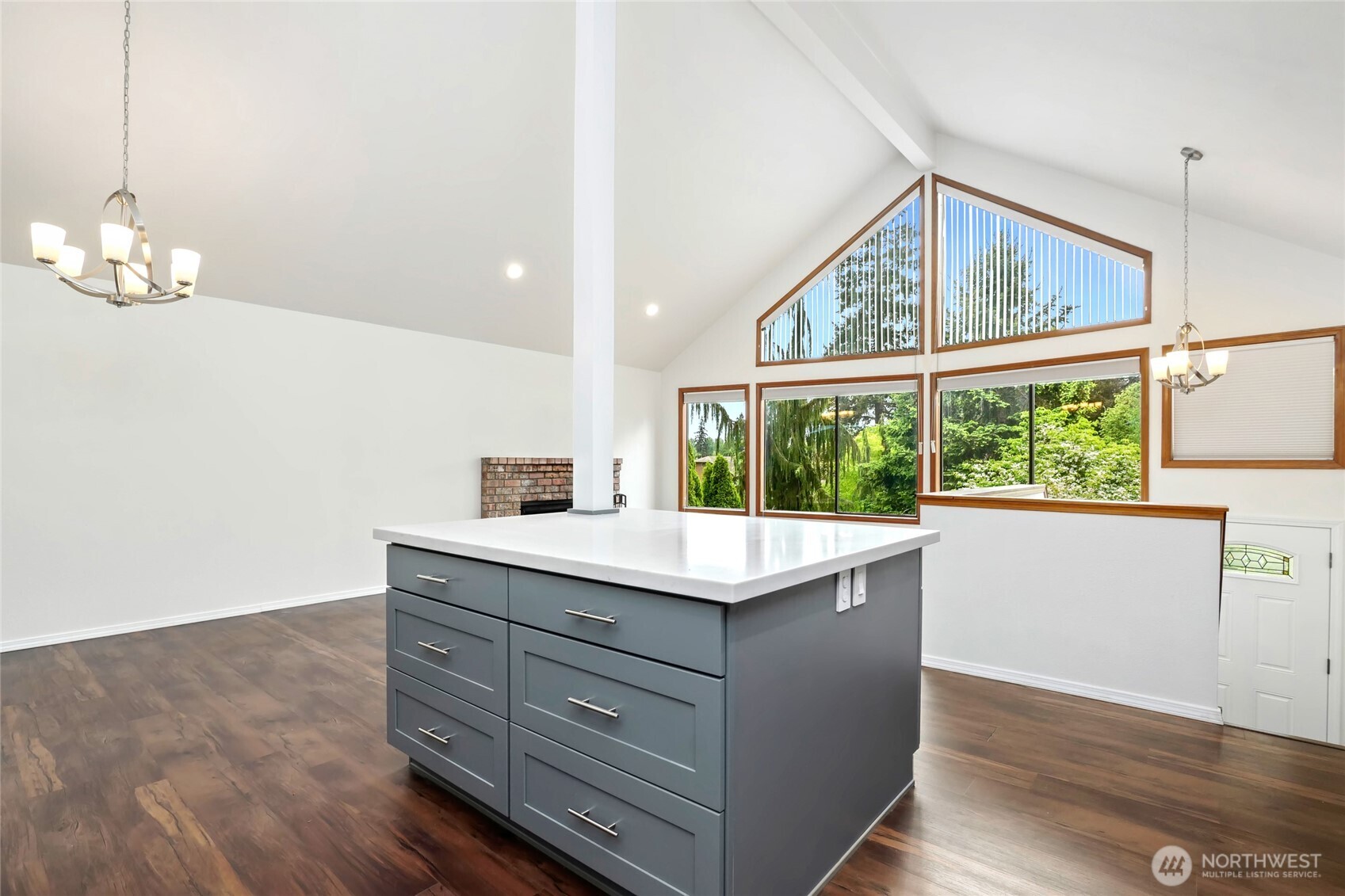 18323 23rd Drive Southeast Bothell, WA 98012 - Photo 12 of 33 Gallery Image 12