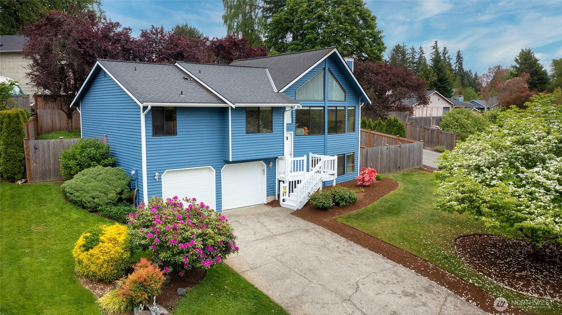 18323 23rd Drive Southeast Bothell, WA 98012 - Photo 2 of 33 Gallery Image 2