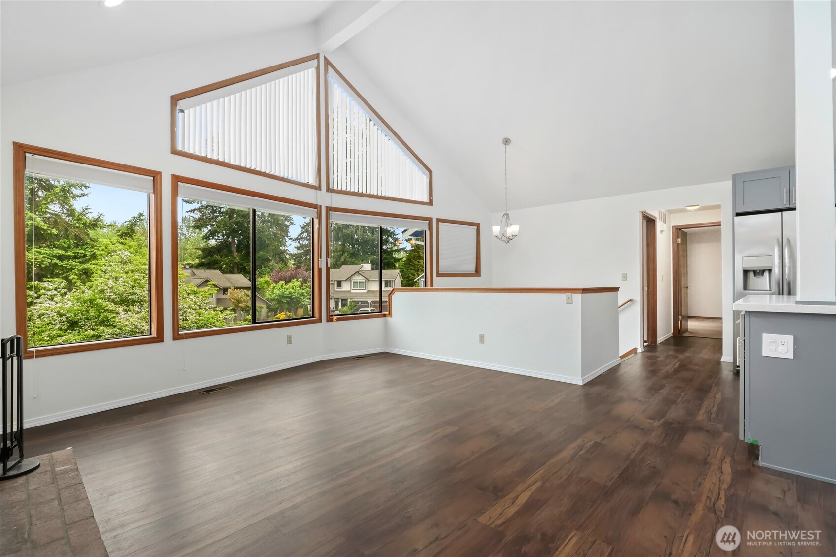 18323 23rd Drive Southeast Bothell, WA 98012 - Photo 7 of 33 Gallery Image 7