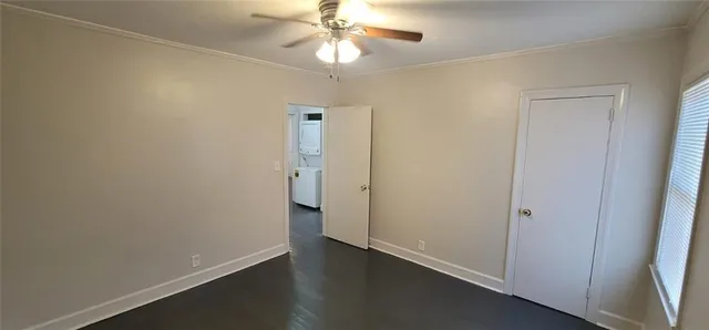 a close up view of washer and dryer