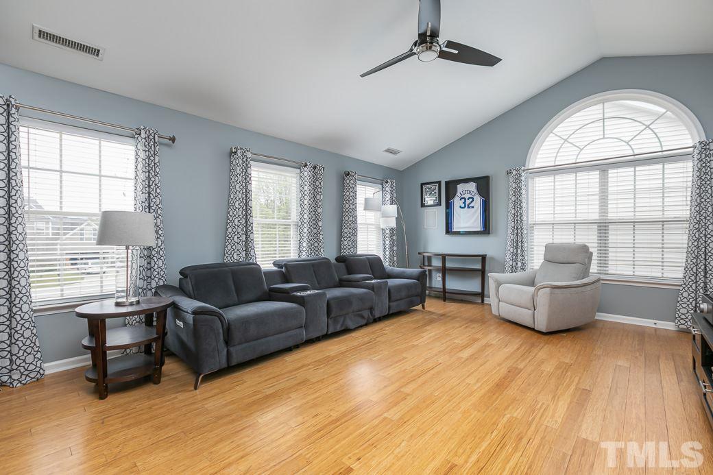 3208 Enchanting Way Raleigh, NC 27616 - Photo 11 of 30