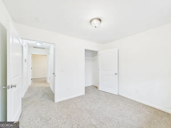 $215,000 | 4464 Winchester Hills Way, Birmingham, AL 35215
