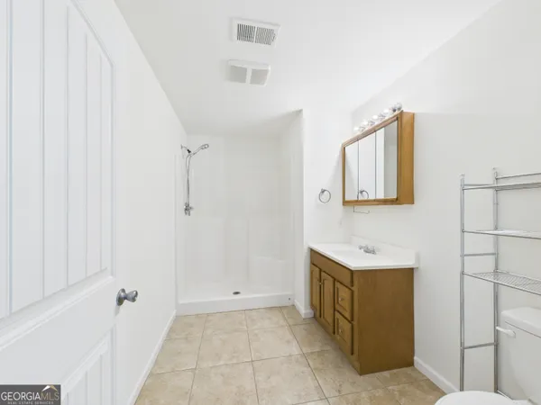 $215,000 | 4464 Winchester Hills Way, Birmingham, AL 35215