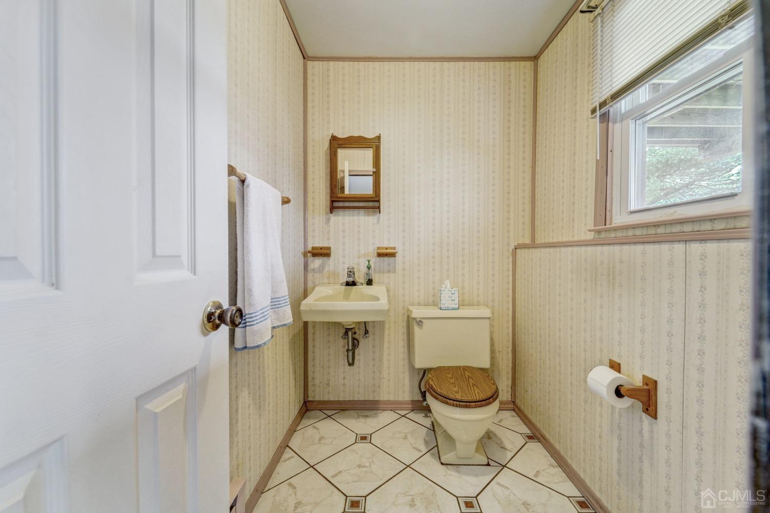 23 Hillside Terrace Andover, NJ 07821 - Photo 17 of 20 a bathroom with a sink toilet and shower