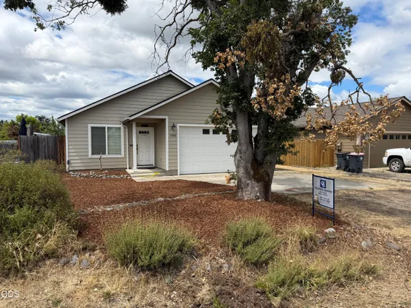 $365,000 | 1005 North 10th Street, Central Point, OR 97502