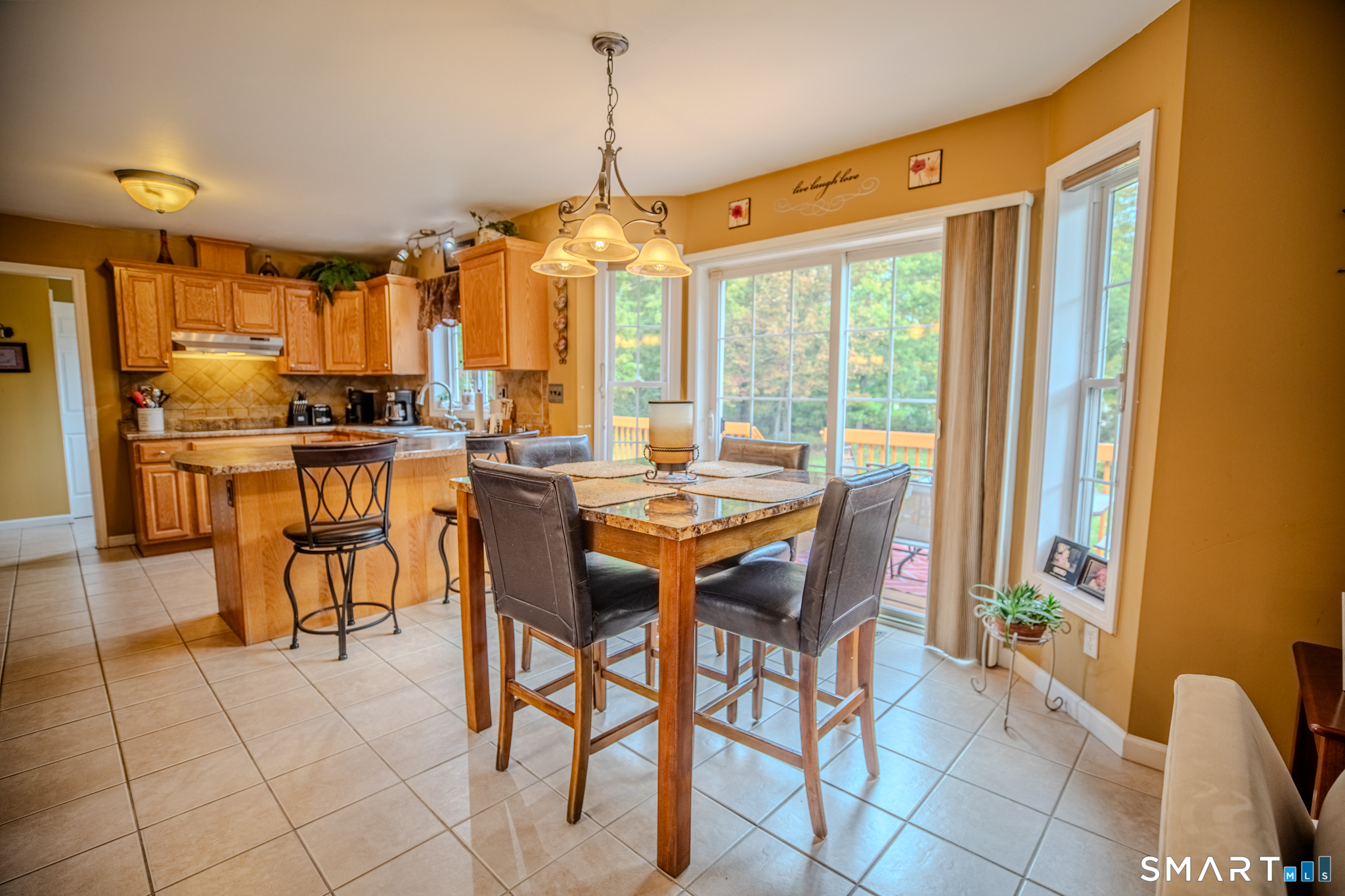 24 Macktown Road Windsor, CT 06095 - Photo 10 of 32