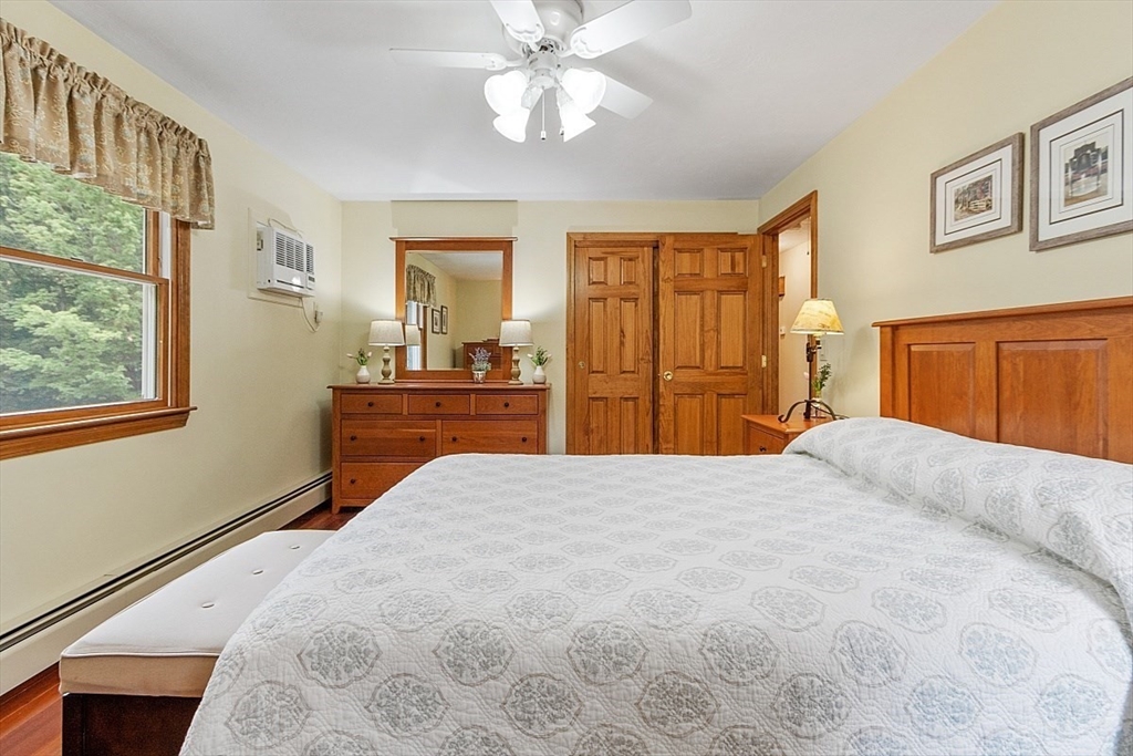 109 Townsend Street Pepperell, MA 01463 - Photo 12 of 39