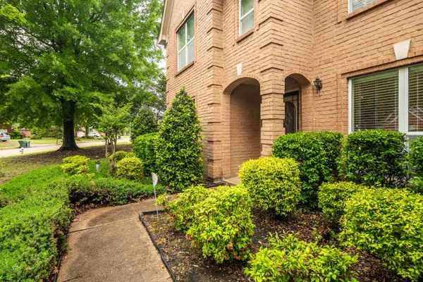 $379,900 | 3446 Wolf Spring Lane, Bartlett, TN 38133