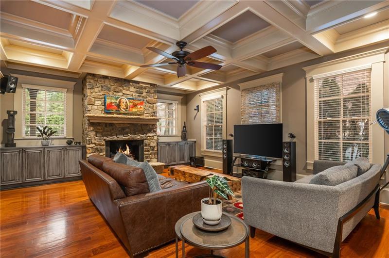 1098 Wimberly Road Northeast Atlanta, GA 30319 - Photo 6 of 31