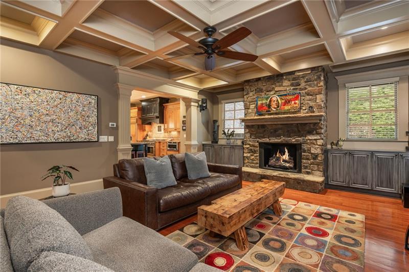 1098 Wimberly Road Northeast Atlanta, GA 30319 - Photo 7 of 31