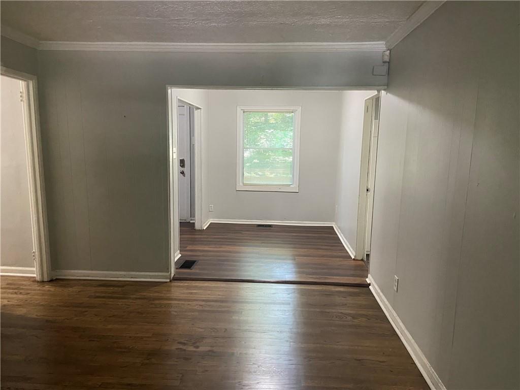 3066 Waters Road Southwest Atlanta, GA 30354 - Photo 2 of 10