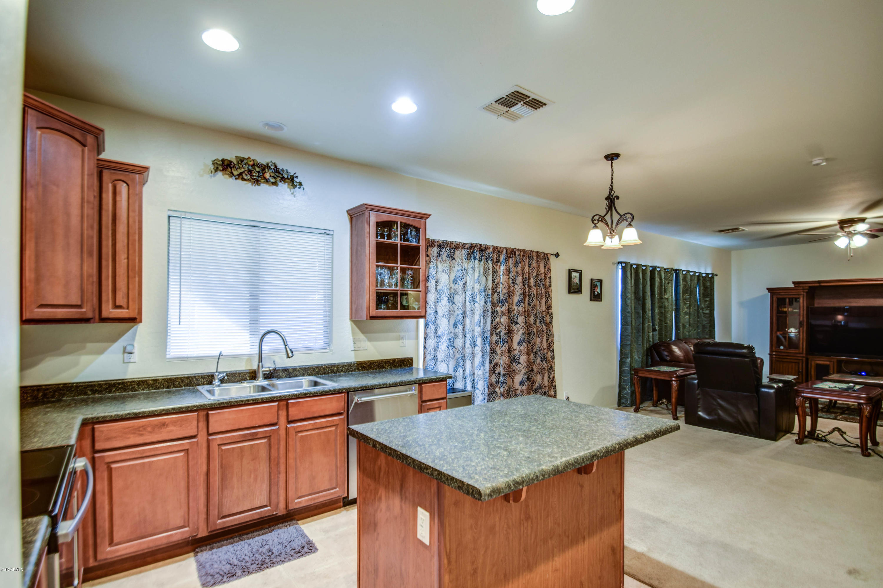 24480 Plum Road Florence, AZ 85132 - Photo 13 of 49 kitchen 5