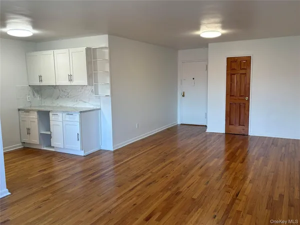 $3,200 | 180-unit #b5 Brook Street, Scarsdale, NY 10583