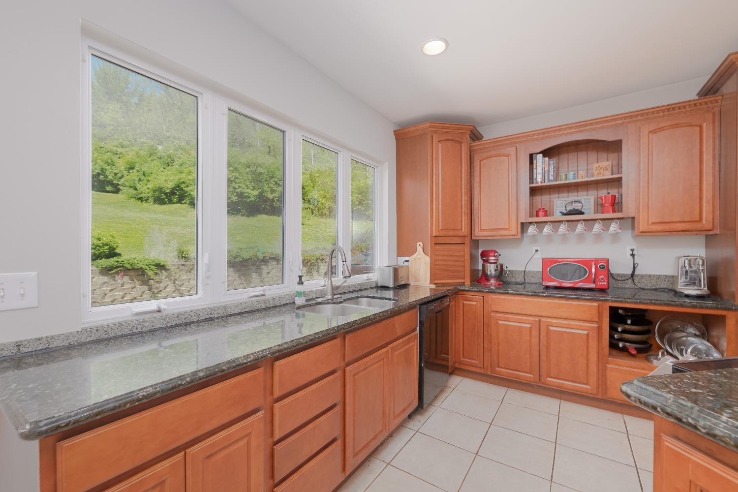 4211 Muchmore Road Cincinnati, OH 45227 - Photo 14 of 37 Gallery Image 14