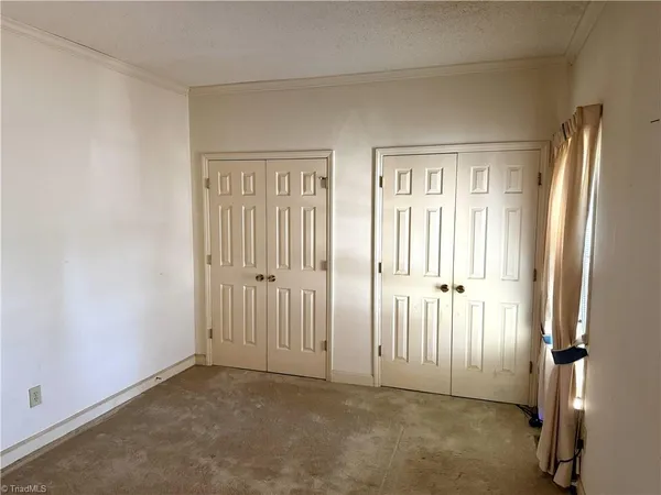 $220,000 | 1806 Oakcrest Court, Winston-Salem, NC 27106