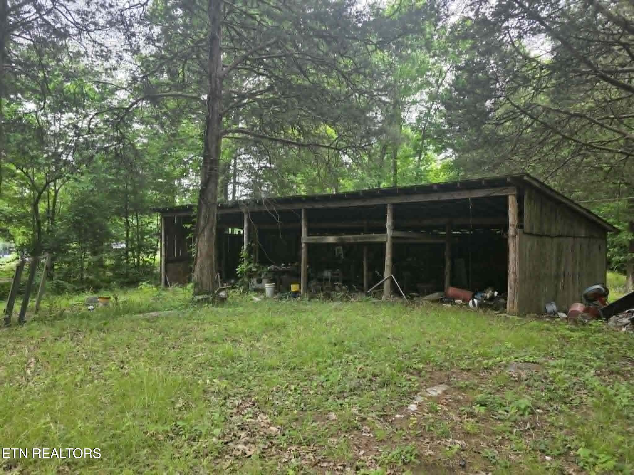 228 Marcella Road Cumberland Gap, TN 37724 - Photo 6 of 7 f5991cb0-47b2-4a91-86e9-85786265807f