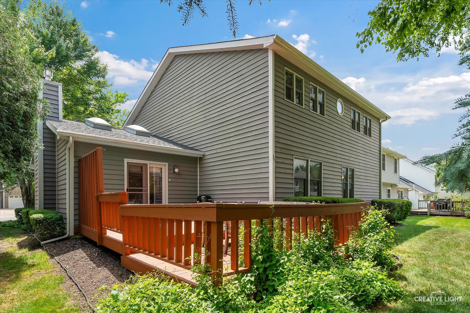567 Roxbury Drive Naperville, IL 60565 - Photo 31 of 36 a front view of house with yard
