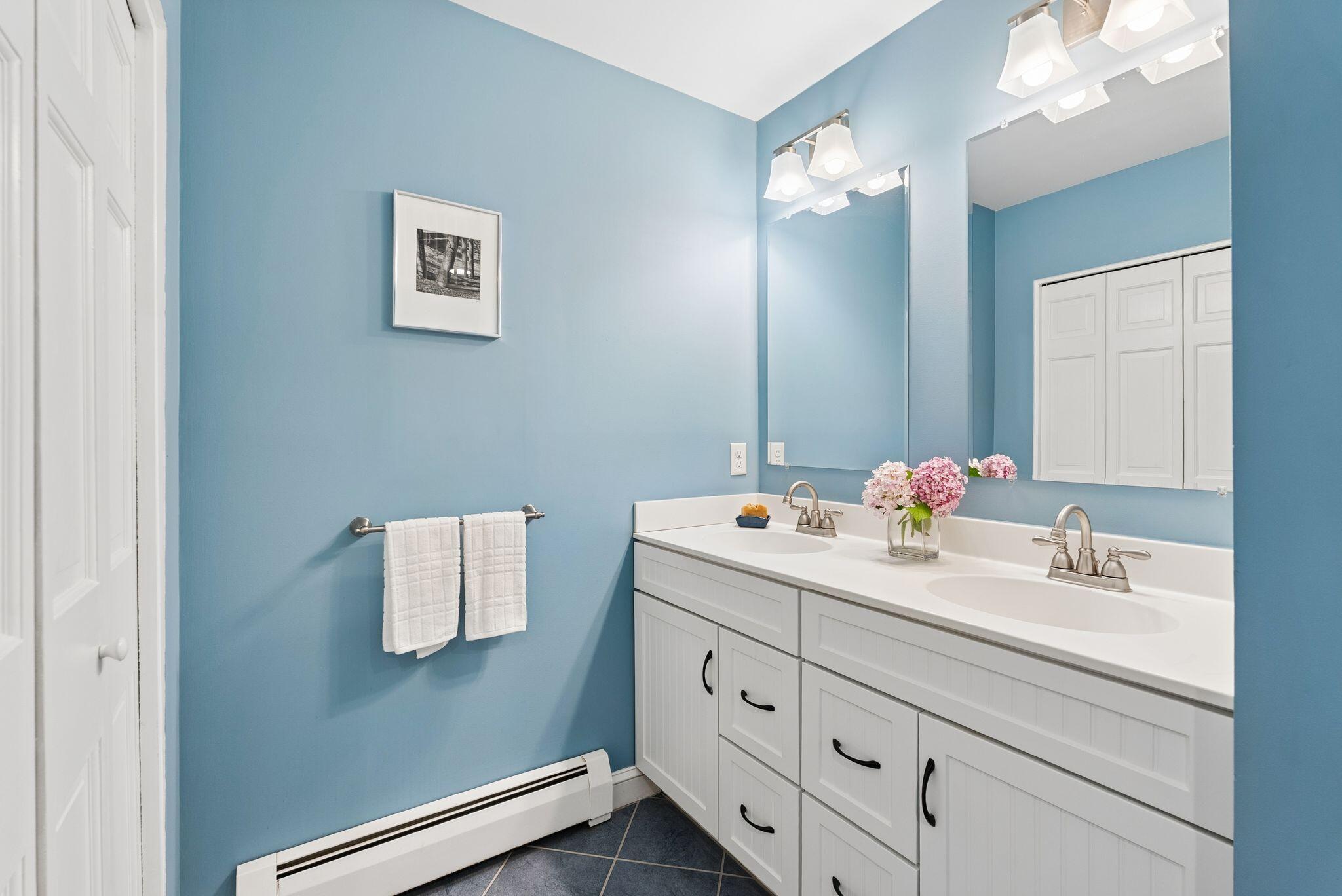 28 Waterhouse Road Cape Elizabeth, ME 04107 - Photo 33 of 55 33-web-or-mls-47_DSC07946
