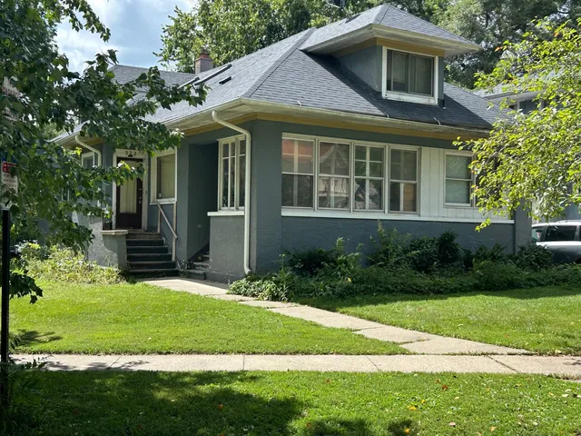 $225,000 | 322 College Avenue, DeKalb, IL 60115