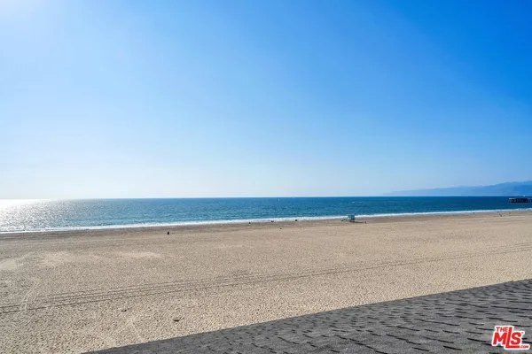 $21,500 | 4 Lighthouse Street, Unit 13, Marina del Rey, CA 90292