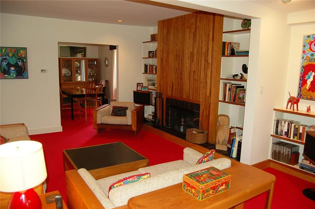 5448 Kipling Road Pittsburgh, PA 15217 - Photo 7 of 25 Gallery Image 7