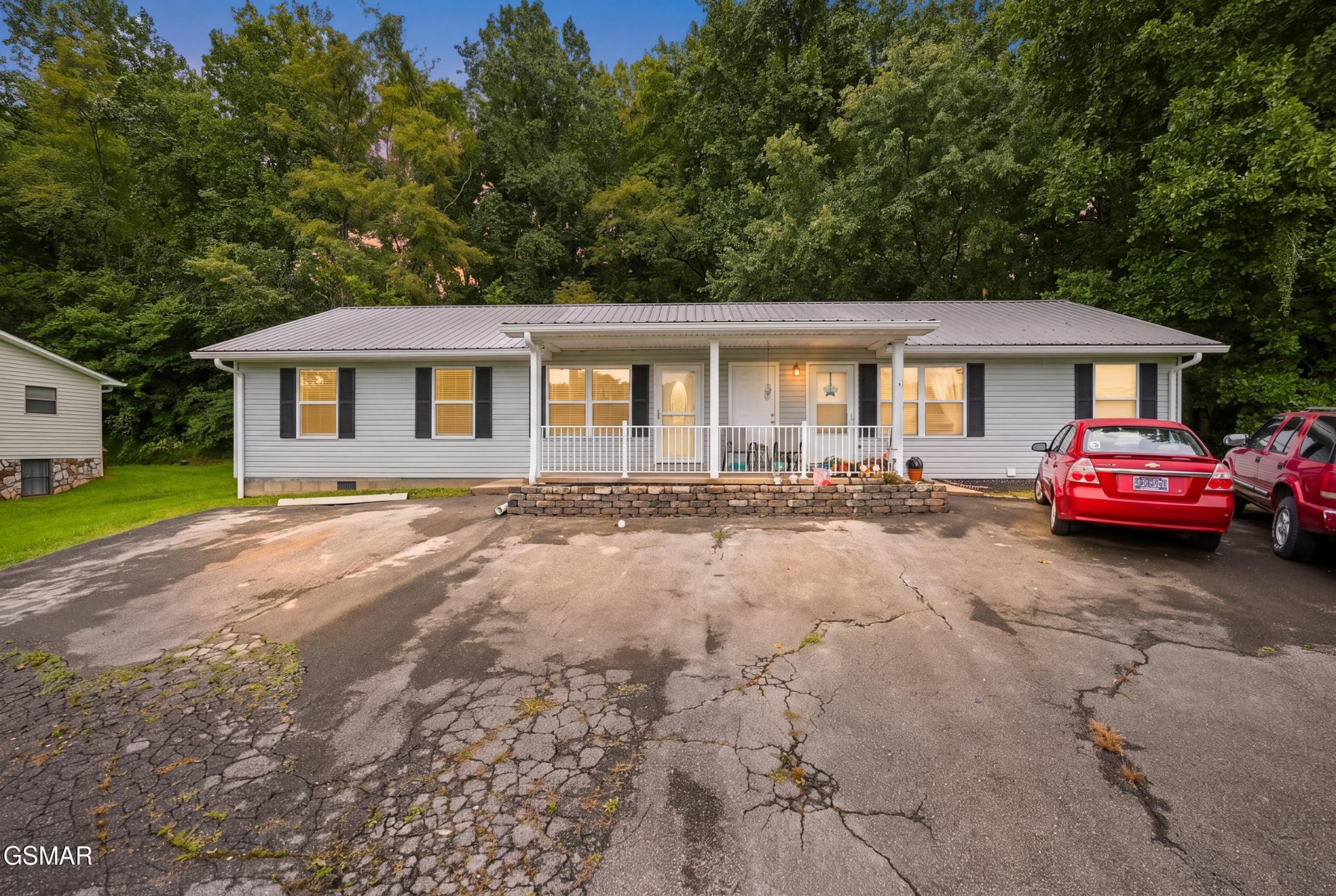 377 Bandy Road Greeneville, TN 37743 - Photo 4 of 36 Gallery Image 4