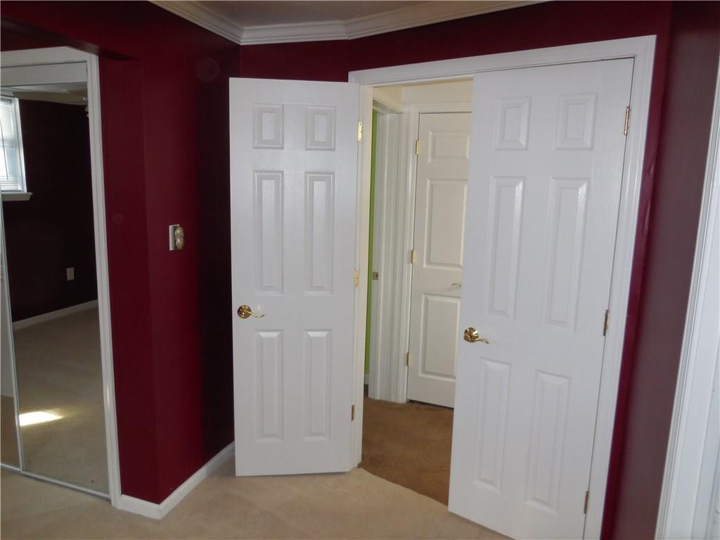 933 Liberty Street McKees Rocks, PA 15136 - Photo 11 of 16