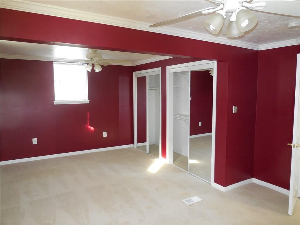 933 Liberty Street McKees Rocks, PA 15136 - Photo 10 of 16