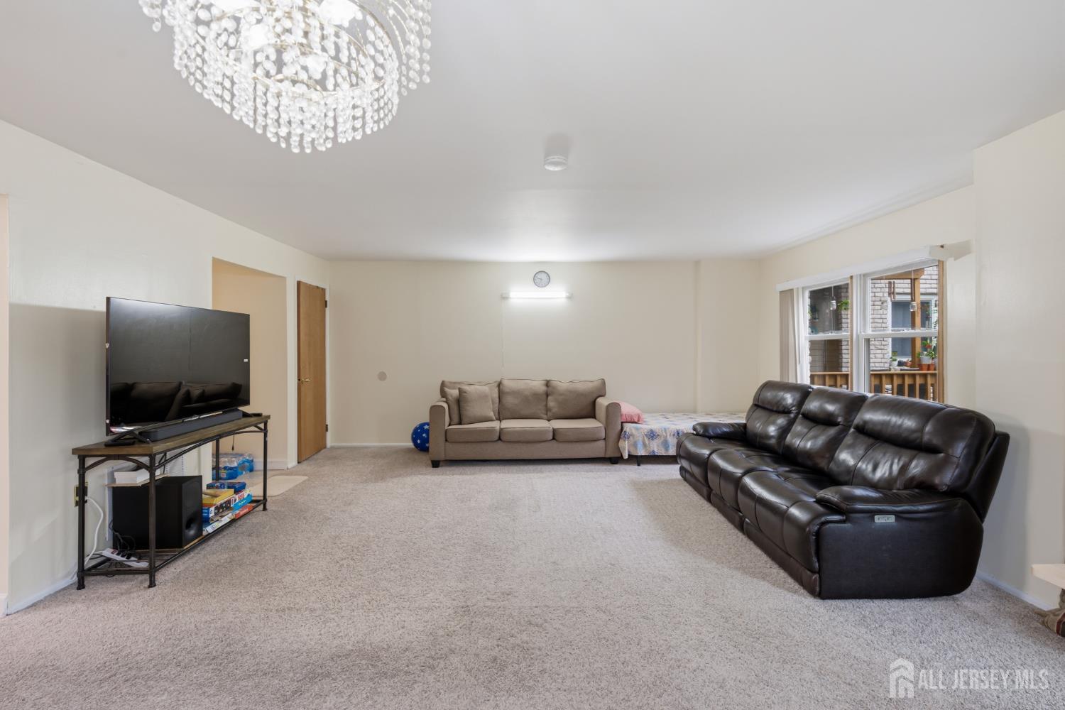 1005 Robin Road Hillsborough, NJ 08844 - Photo 27 of 46
