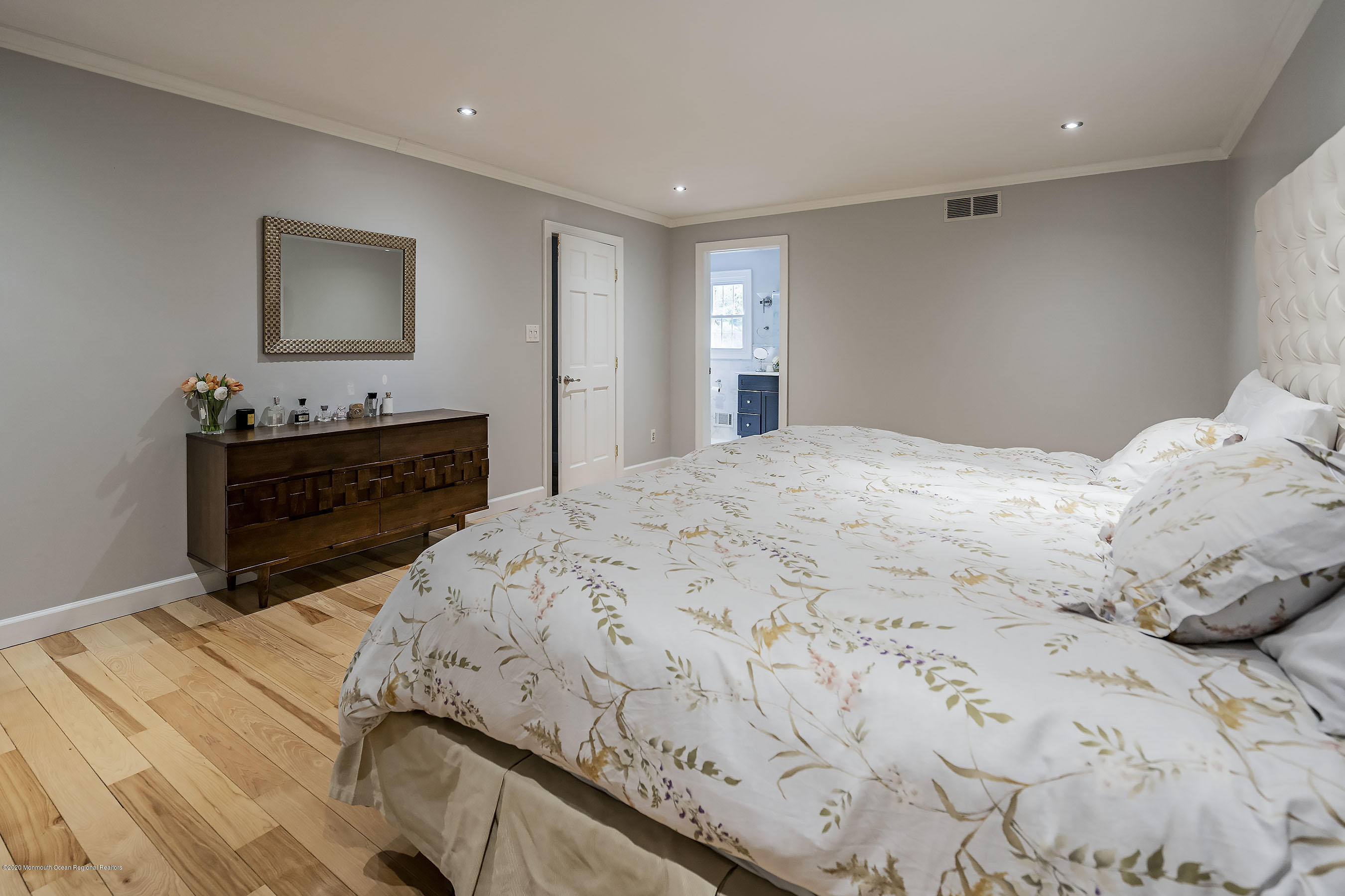 702 Green Valley Road Jackson, NJ 08527 - Photo 24 of 37 a bedroom with a bed and a dresser