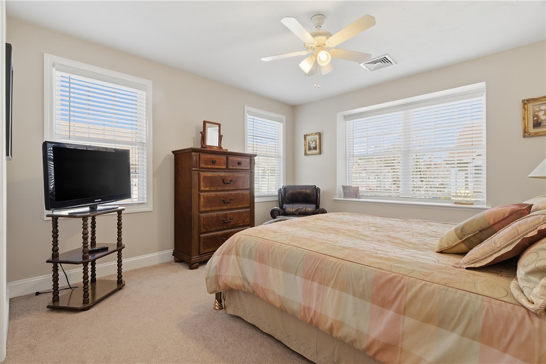 164 Bear Hill Road, Unit 35 Cumberland, RI 02864 - Photo 34 of 44