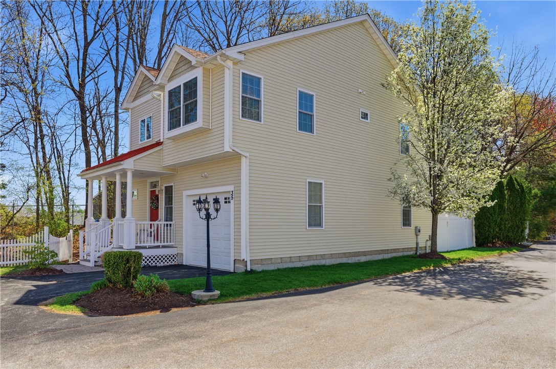 164 Bear Hill Road, Unit 35 Cumberland, RI 02864 - Photo 4 of 44