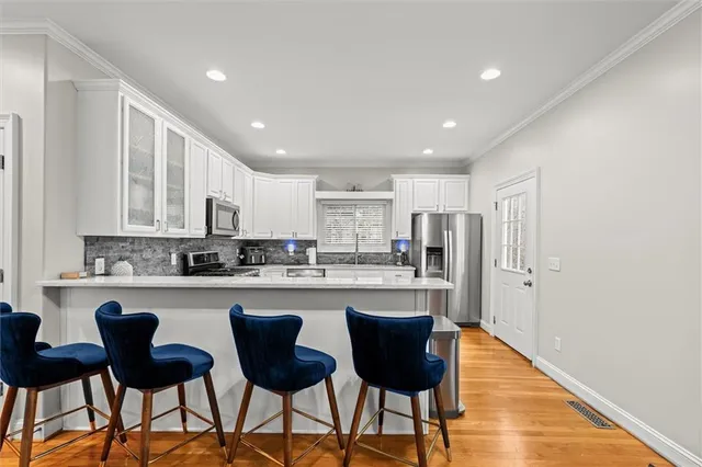 $649,900 | 218 Ole Hickory Trail North, Carrollton, GA 30117