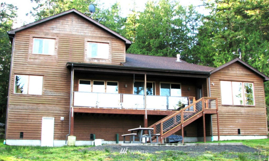 635 Ridgedale Road San Juan Island, WA 98250 - Photo 2 of 24 Gallery Image 2