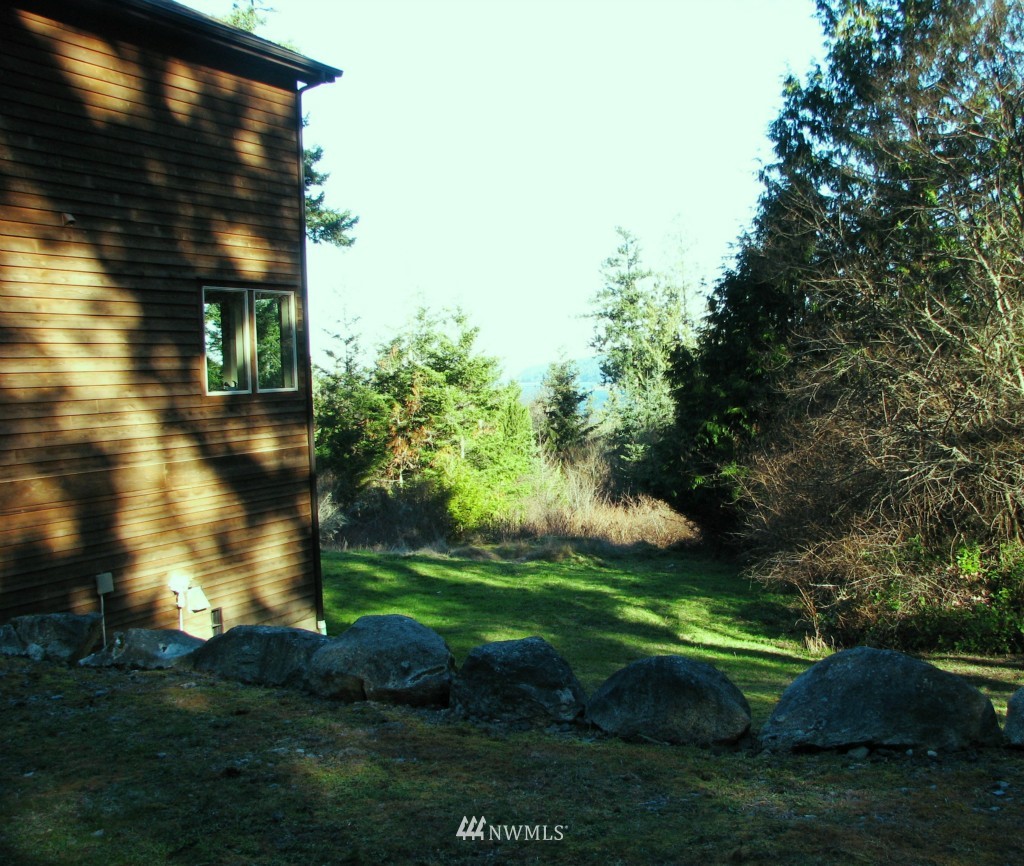 635 Ridgedale Road San Juan Island, WA 98250 - Photo 4 of 24 Gallery Image 4