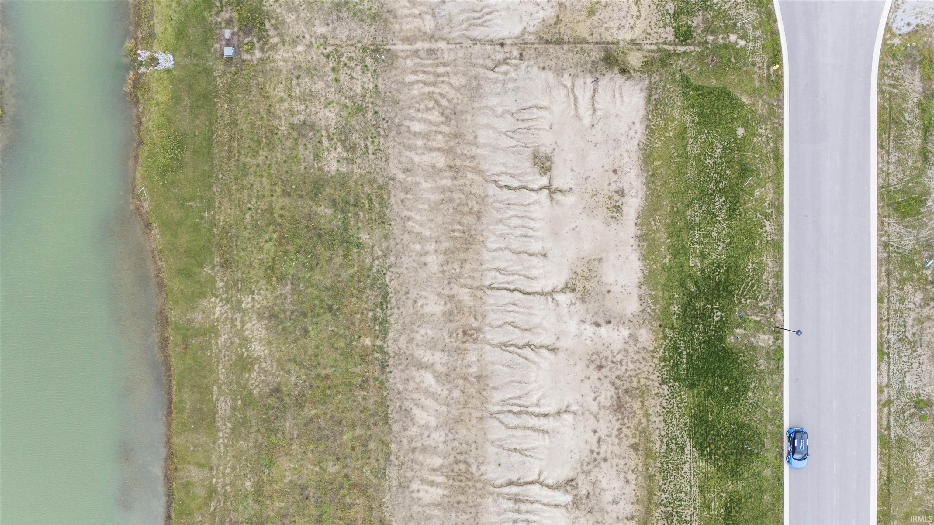 2220 Golfview Auburn, IN 46706 - Photo 4 of 7