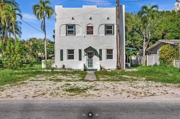 $14,000 | 709 Southwest 4th Court, Unit 17, Fort Lauderdale, FL 33312